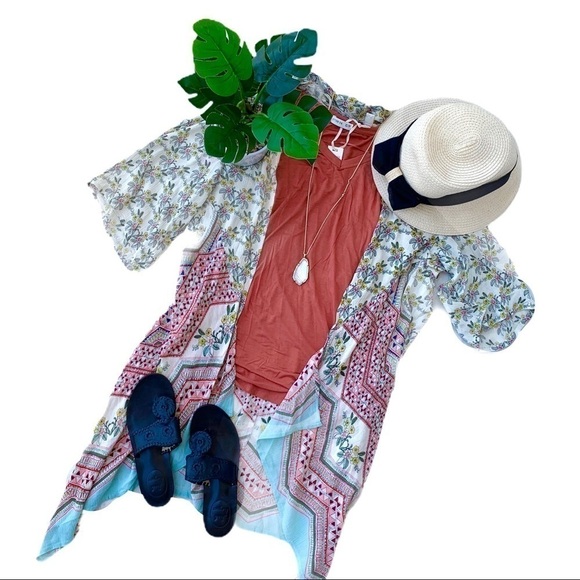 Francesca’s Blue Rain Floral Boho Chic Long Floral Kimono Size Small - Picture 16 of 16